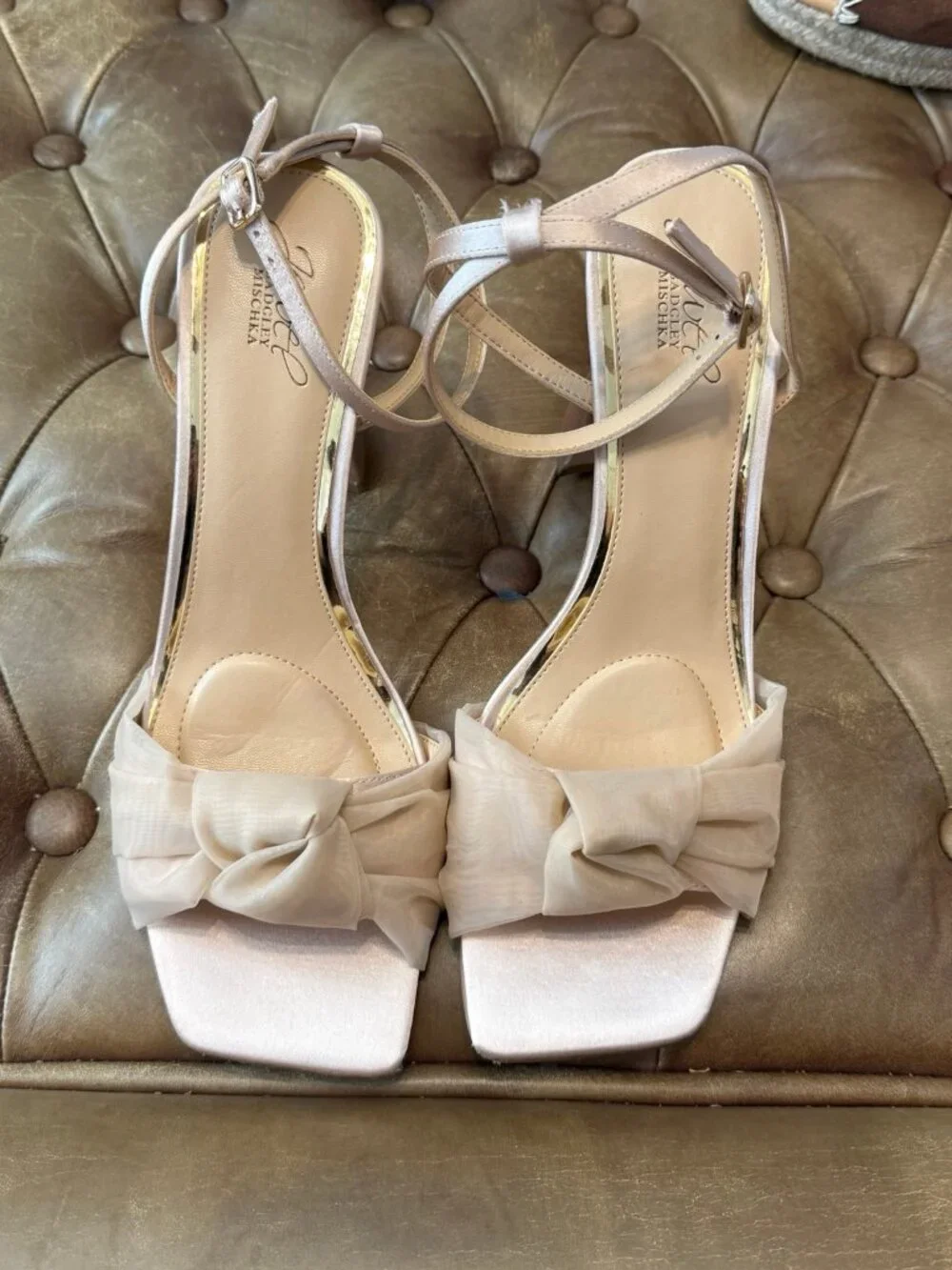 Jewel Badgley Mischka Fayola Nude Knot Heels Size 11
